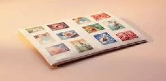 Timbres poste en carnet de 12
